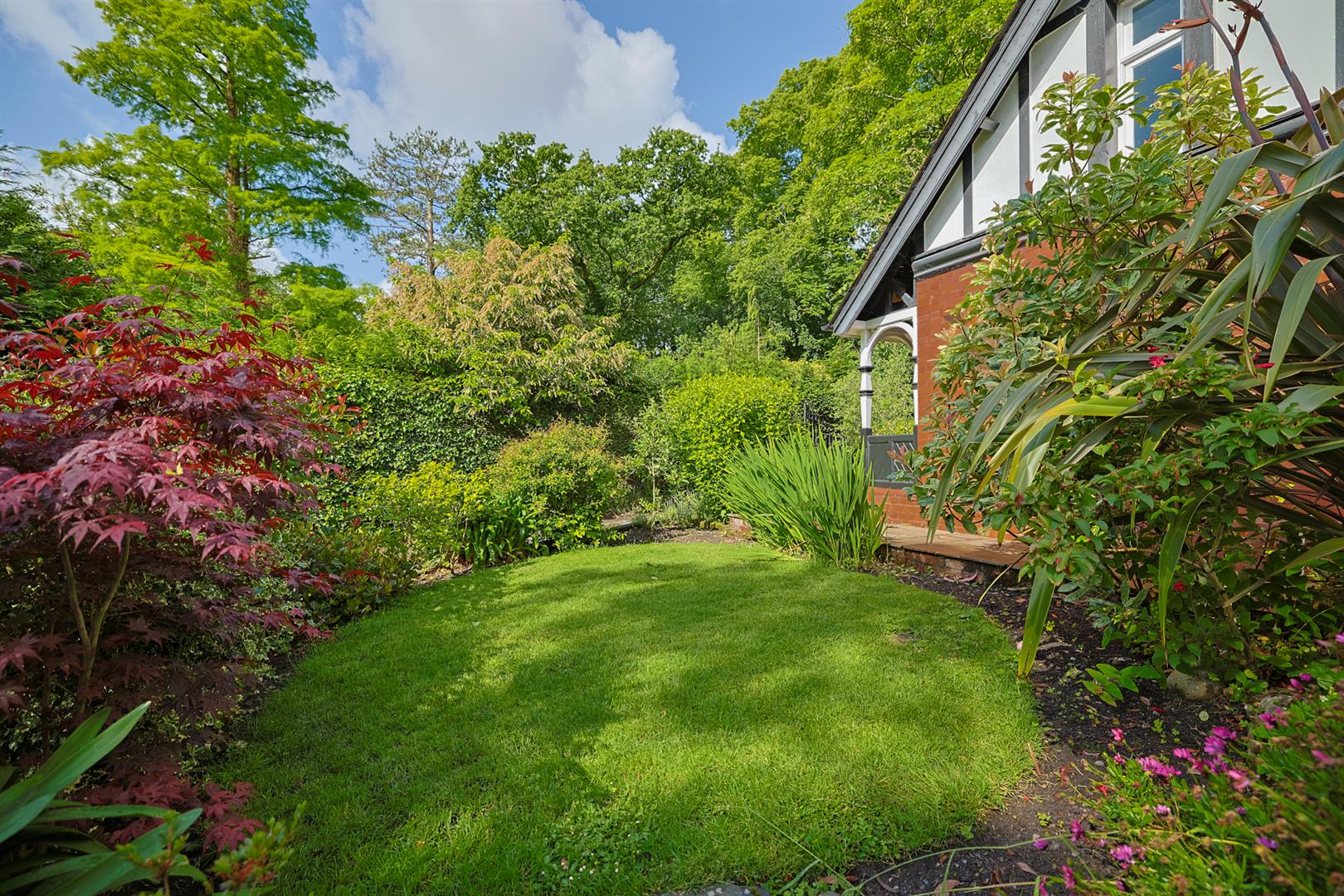 The Lodge, Brynmill Park, Brynmill, Swansea, SA2 0JQ